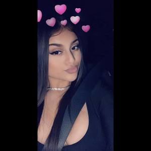 Meet your Posher, Angelina